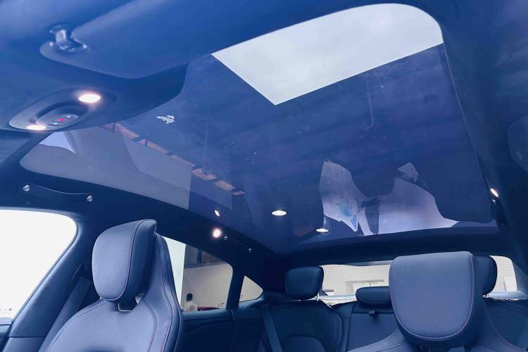 Used Xiaomi Auto SU7 2024 Four-Wheel Drive Ultra-Long Range Advanced Intelligent Driving Max Edition Headliner