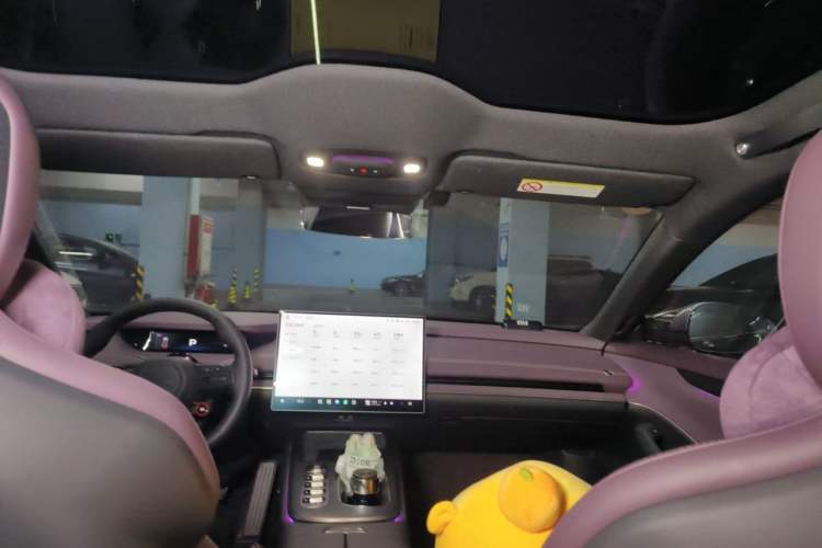 Used Xiaomi Auto SU7 2024 Rear-Drive Ultra-Long Range Advanced Pro-Level Intelligent Driving Version Headliner