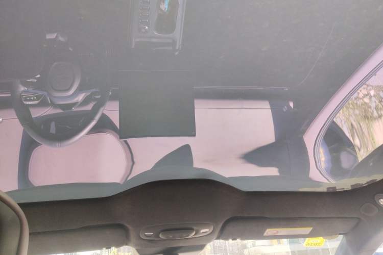 Used Xiaomi Auto SU7 2024 Four-Wheel Drive Ultra-Long Range Advanced Intelligent Driving Max Edition Headliner