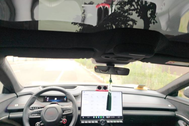 Used Xiaomi Auto SU7 2024 Four-Wheel Drive Ultra-Long Range Advanced Intelligent Driving Max Edition Headliner
