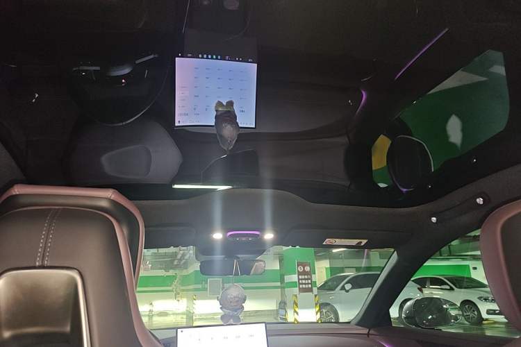 Used Xiaomi Auto SU7 2024 Rear-Drive Long-Range Intelligent Driving Version Headliner