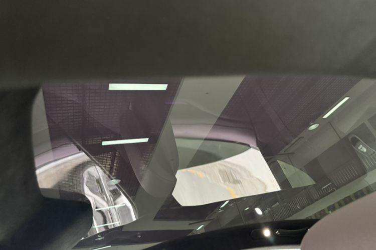 Used Xiaomi Auto SU7 2024 Four-Wheel Drive Ultra-Long Range Advanced Intelligent Driving Max Edition Headliner