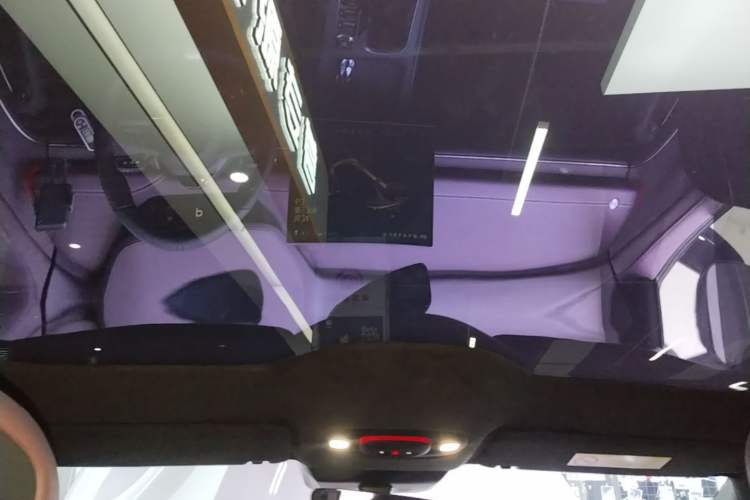 Used Xiaomi Auto SU7 2024 Four-Wheel Drive Ultra-Long Range Advanced Intelligent Driving Max Edition Headliner