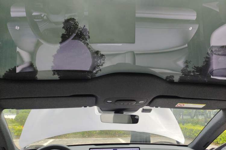 Used Xiaomi Auto SU7 2024 Rear-Drive Long-Range Intelligent Driving Version Headliner