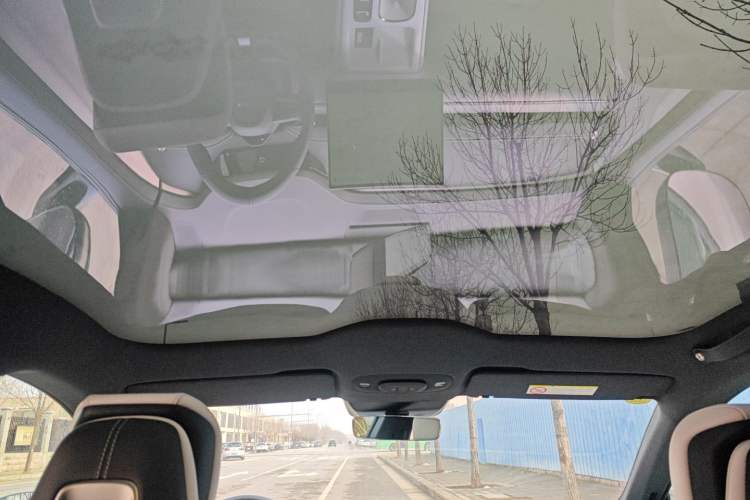 Used Xiaomi Auto SU7 2024 Rear-Drive Long-Range Intelligent Driving Version Headliner