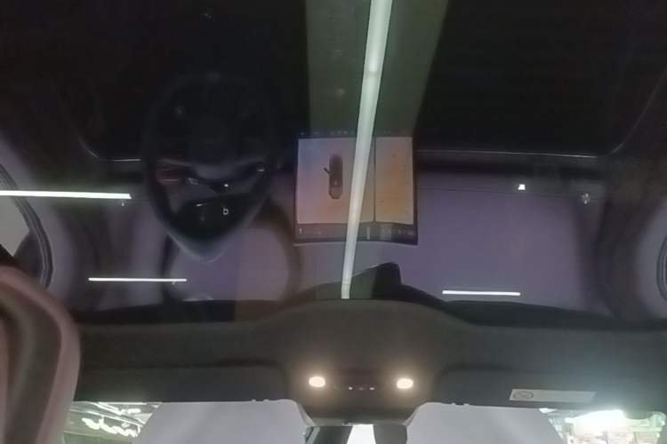 Used Xiaomi Auto SU7 2024 Rear-Drive Ultra-Long Range Advanced Pro-Level Intelligent Driving Version Headliner