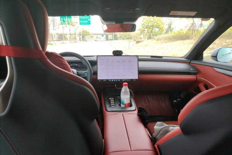 Used Xiaomi Auto SU7 2024 Four-Wheel Drive Ultra-Long Range Advanced Intelligent Driving Max Edition Headliner