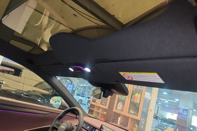Used Xiaomi Auto SU7 2024 Rear-Drive Long-Range Intelligent Driving Version Headliner