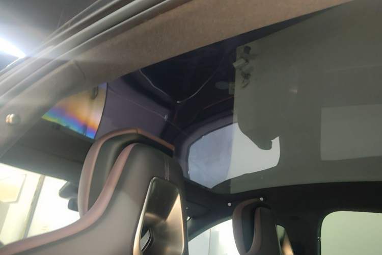 Used Xiaomi Auto SU7 2024 Rear-Drive Long-Range Intelligent Driving Version Headliner