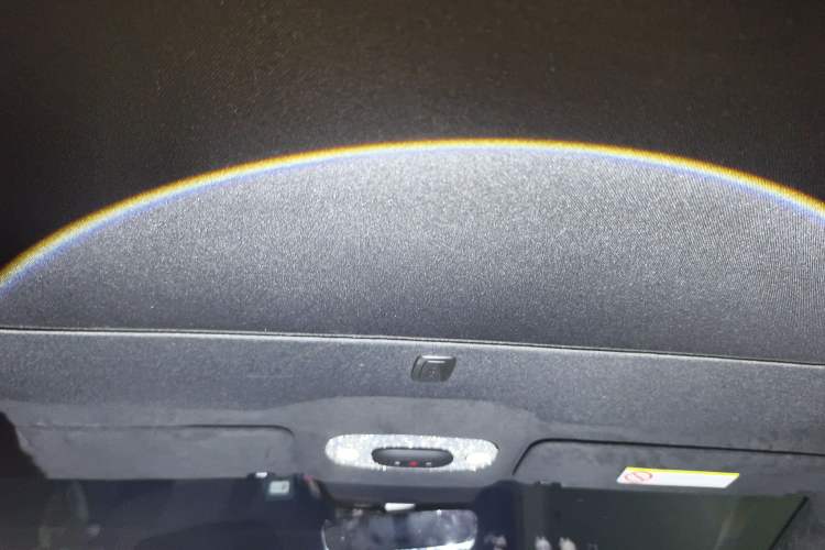 Used Xiaomi Auto SU7 2024 Four-Wheel Drive Ultra-Long Range Advanced Intelligent Driving Max Edition Headliner