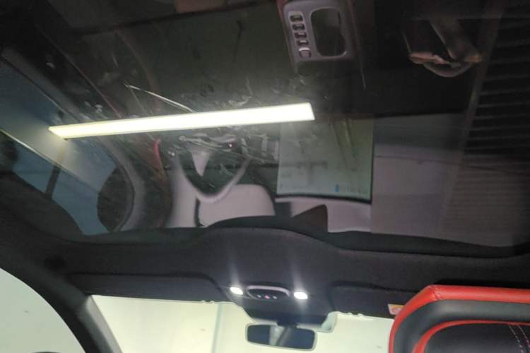 Used Xiaomi Auto SU7 2024 Rear-Drive Ultra-Long Range Advanced Pro-Level Intelligent Driving Version Headliner