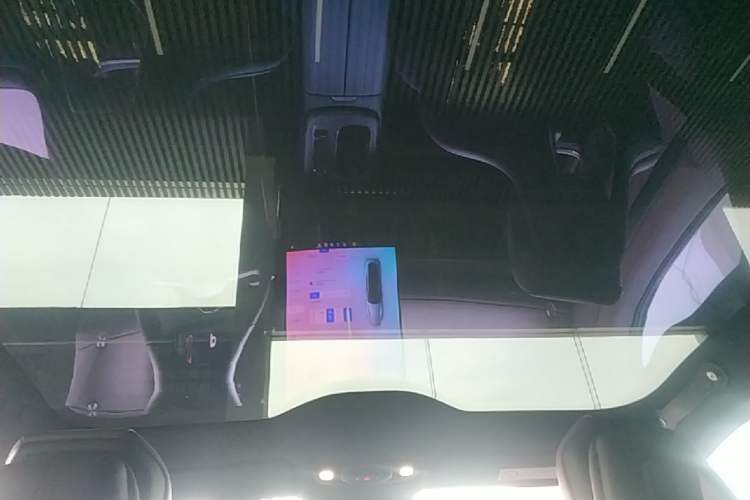 Used Xiaomi Auto SU7 2024 Four-Wheel Drive Ultra-Long Range Advanced Intelligent Driving Max Edition Headliner