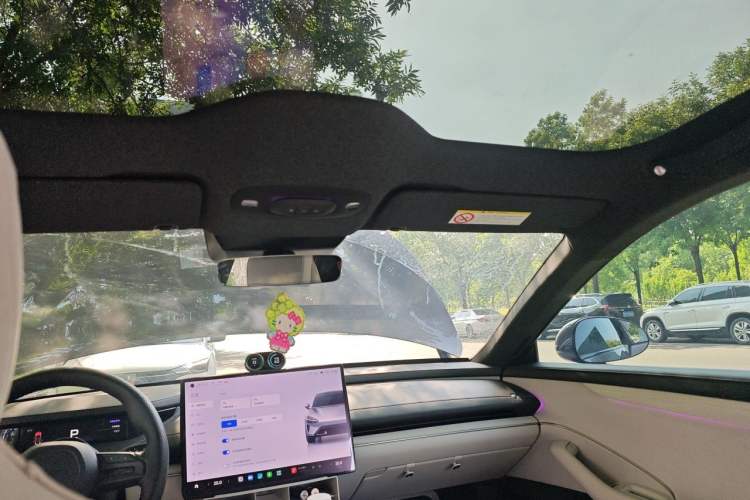 Used Xiaomi Auto SU7 2024 Rear-Drive Long-Range Intelligent Driving Version Headliner