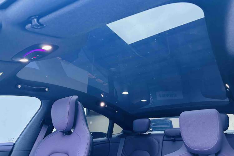 Used Xiaomi Auto SU7 2024 Rear-Drive Long-Range Intelligent Driving Version Headliner