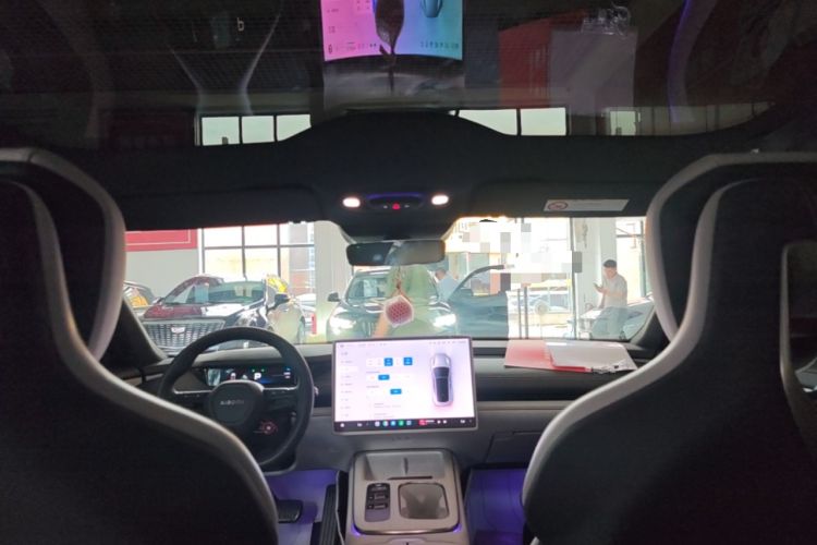 Used Xiaomi Auto SU7 2024 Rear-Drive Long-Range Intelligent Driving Version Headliner