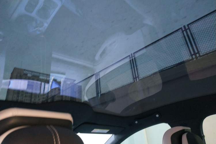 Used Xiaomi Auto SU7 2024 Rear-Drive Long-Range Intelligent Driving Version Headliner