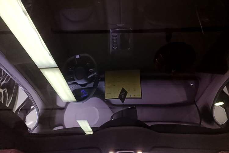 Used Xiaomi Auto SU7 2024 Rear-Drive Ultra-Long Range Advanced Pro-Level Intelligent Driving Version Headliner