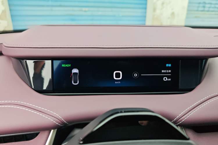 Used Xiaomi Auto SU7 2024 Four-Wheel Drive Ultra-Long Range Advanced Intelligent Driving Max Edition Instrument Cluster