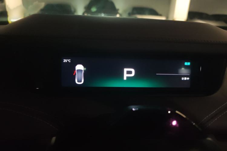 Used Xiaomi Auto SU7 2024 Four-Wheel Drive Ultra-Long Range Advanced Intelligent Driving Max Edition Instrument Cluster
