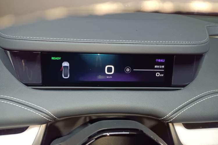 Used Xiaomi Auto SU7 2024 Rear-Drive Ultra-Long Range Advanced Pro-Level Intelligent Driving Version Instrument Cluster