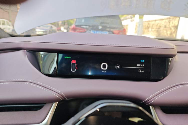 Used Xiaomi Auto SU7 2024 Rear-Drive Ultra-Long Range Advanced Pro-Level Intelligent Driving Version Instrument Cluster