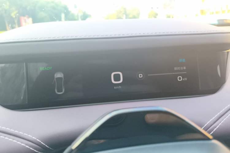 Used Xiaomi Auto SU7 2024 Rear-Drive Long-Range Intelligent Driving Version Instrument Cluster