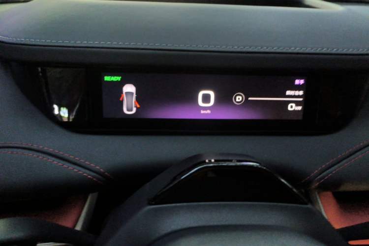 Used Xiaomi Auto SU7 2024 Four-Wheel Drive Ultra-Long Range Advanced Intelligent Driving Max Edition Instrument Cluster