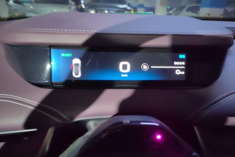 Used Xiaomi Auto SU7 2024 Rear-Drive Long-Range Intelligent Driving Version Instrument Cluster
