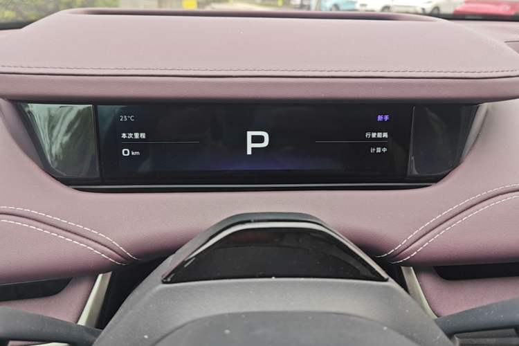 Used Xiaomi Auto SU7 2024 Four-Wheel Drive Ultra-Long Range Advanced Intelligent Driving Max Edition Instrument Cluster