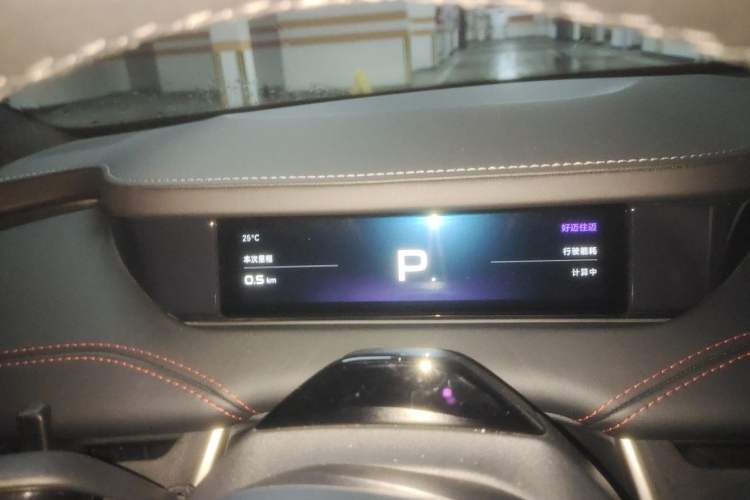 Used Xiaomi Auto SU7 2024 Rear-Drive Ultra-Long Range Advanced Pro-Level Intelligent Driving Version Instrument Cluster