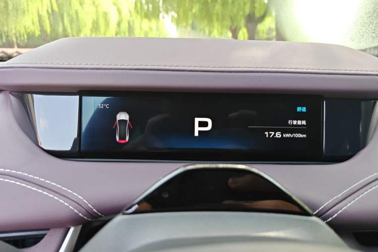 Used Xiaomi Auto SU7 2024 Four-Wheel Drive Ultra-Long Range Advanced Intelligent Driving Max Edition Instrument Cluster