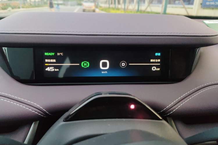Used Xiaomi Auto SU7 2024 Four-Wheel Drive Ultra-Long Range Advanced Intelligent Driving Max Edition Instrument Cluster