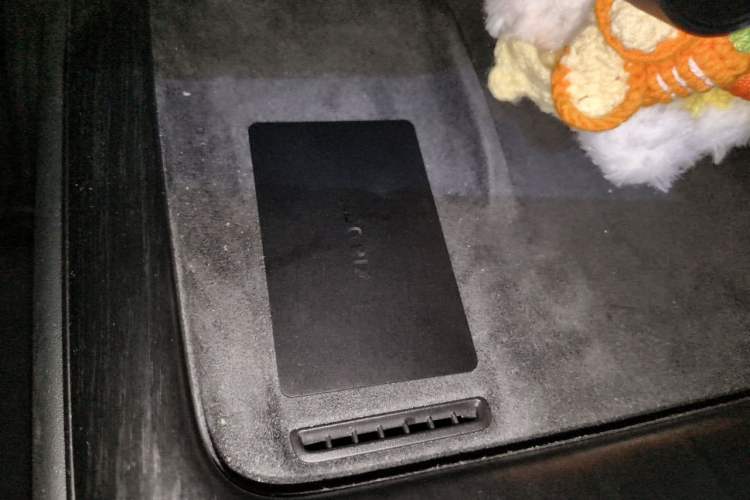 Used Xiaomi Auto SU7 2024 Rear-Drive Ultra-Long Range Advanced Pro-Level Intelligent Driving Version Interior 1