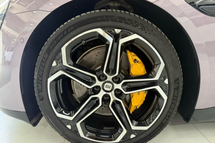 Used Xiaomi Auto SU7 2024 Four-Wheel Drive Ultra-Long Range Advanced Intelligent Driving Max Edition Interior 1
