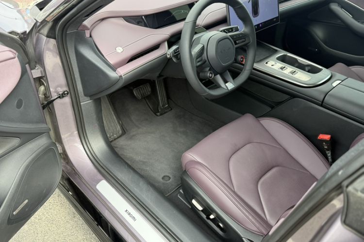 Used Xiaomi Auto SU7 2024 Rear-Drive Long-Range Intelligent Driving Version Interior 1
