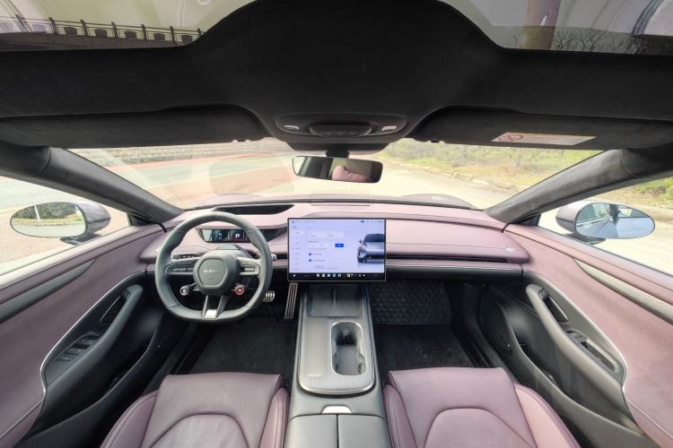 Used Xiaomi Auto SU7 2024 Four-Wheel Drive Ultra-Long Range Advanced Intelligent Driving Max Edition Interior 1