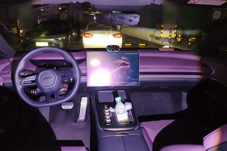 Used Xiaomi Auto SU7 2024 Four-Wheel Drive Ultra-Long Range Advanced Intelligent Driving Max Edition Interior 2