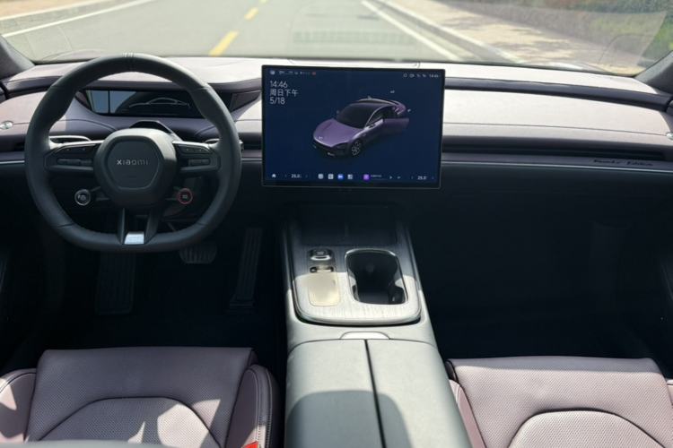 Used Xiaomi Auto SU7 2024 Rear-Drive Long-Range Intelligent Driving Version Interior 2