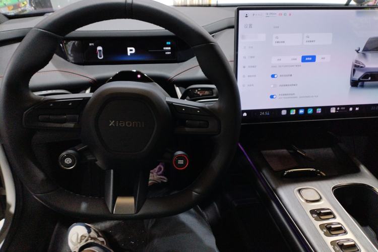 Used Xiaomi Auto SU7 2024 Rear-Drive Ultra-Long Range Advanced Pro-Level Intelligent Driving Version Interior 2