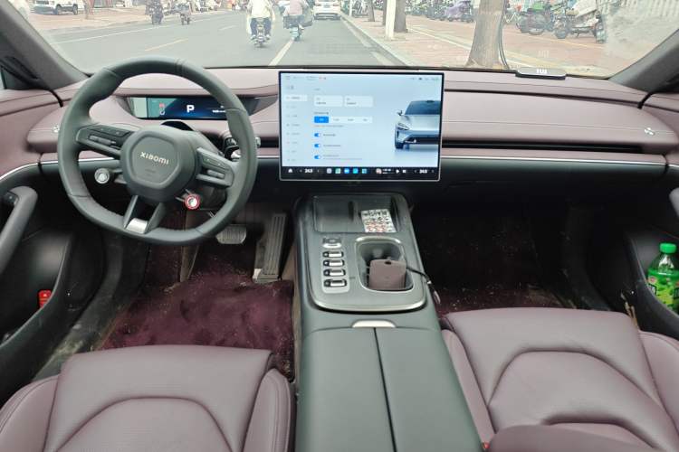 Used Xiaomi Auto SU7 2024 Rear-Drive Ultra-Long Range Advanced Pro-Level Intelligent Driving Version Interior 2