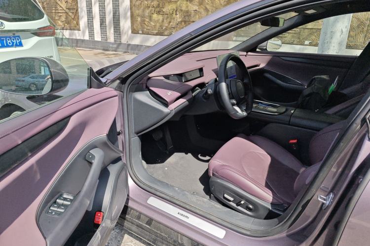Used Xiaomi Auto SU7 2024 Rear-Drive Ultra-Long Range Advanced Pro-Level Intelligent Driving Version Interior 3