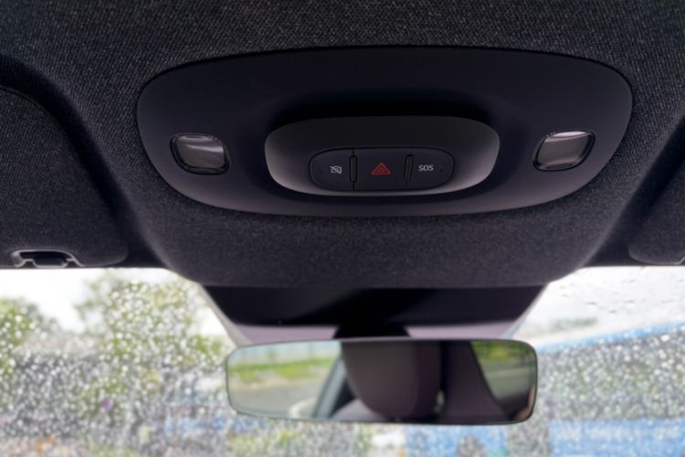 Used Xiaomi Auto SU7 2024 Rear-Drive Long-Range Intelligent Driving Version Interior 4