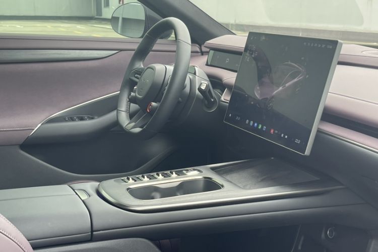 Used Xiaomi Auto SU7 2024 Four-Wheel Drive Ultra-Long Range Advanced Intelligent Driving Max Edition Interior 6