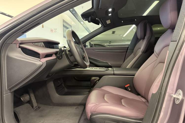 Used Xiaomi Auto SU7 2024 Rear-Drive Long-Range Intelligent Driving Version Interior 7