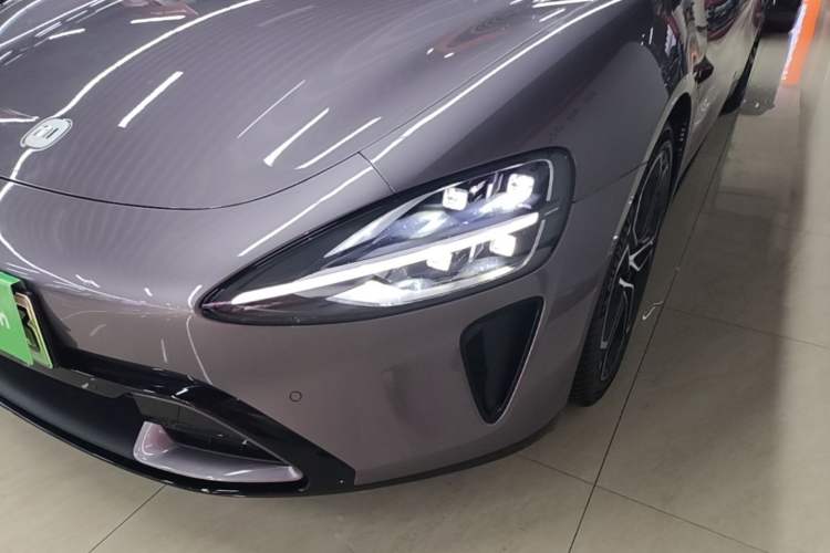Used Xiaomi Auto SU7 2024 Four-Wheel Drive Ultra-Long Range Advanced Intelligent Driving Max Edition Left Front Headlight
