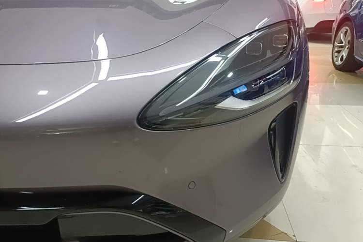 Used Xiaomi Auto SU7 2024 Rear-Drive Long-Range Intelligent Driving Version Left Front Headlight