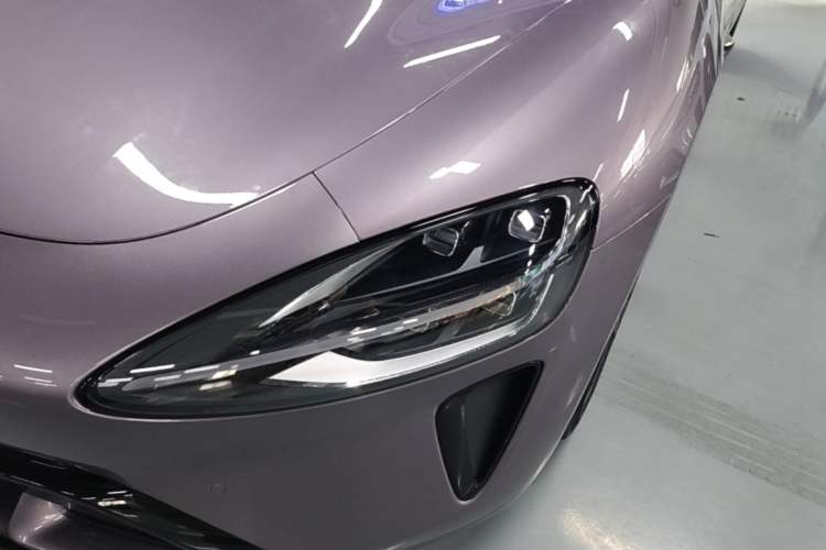 Used Xiaomi Auto SU7 2024 Four-Wheel Drive Ultra-Long Range Advanced Intelligent Driving Max Edition Left Front Headlight