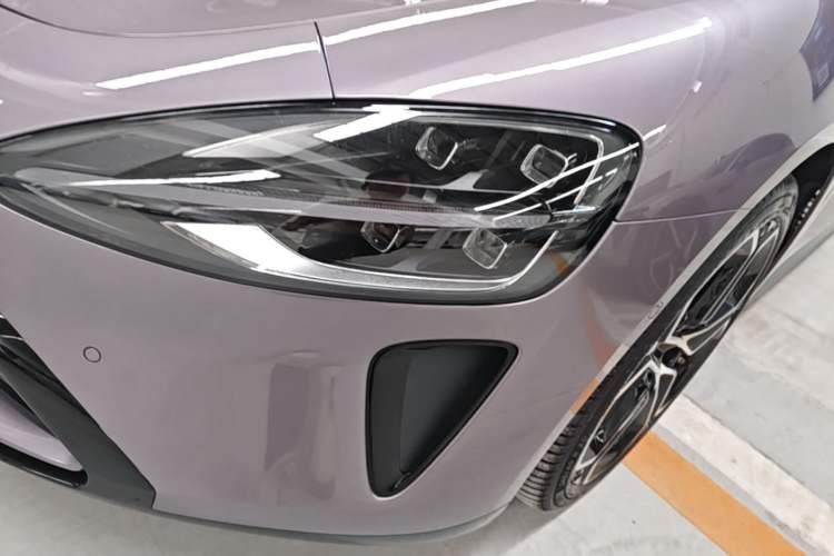 Used Xiaomi Auto SU7 2024 Rear-Drive Long-Range Intelligent Driving Version Left Front Headlight