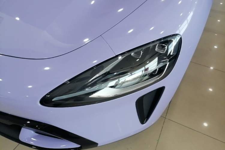 Used Xiaomi Auto SU7 2024 Rear-Drive Long-Range Intelligent Driving Version Left Front Headlight