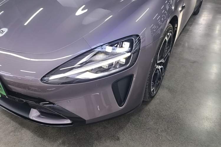 Used Xiaomi Auto SU7 2024 Rear-Drive Ultra-Long Range Advanced Pro-Level Intelligent Driving Version Left Front Headlight
